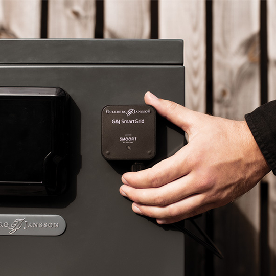 Bild på G&J SmartGrid på en poolvärmepump